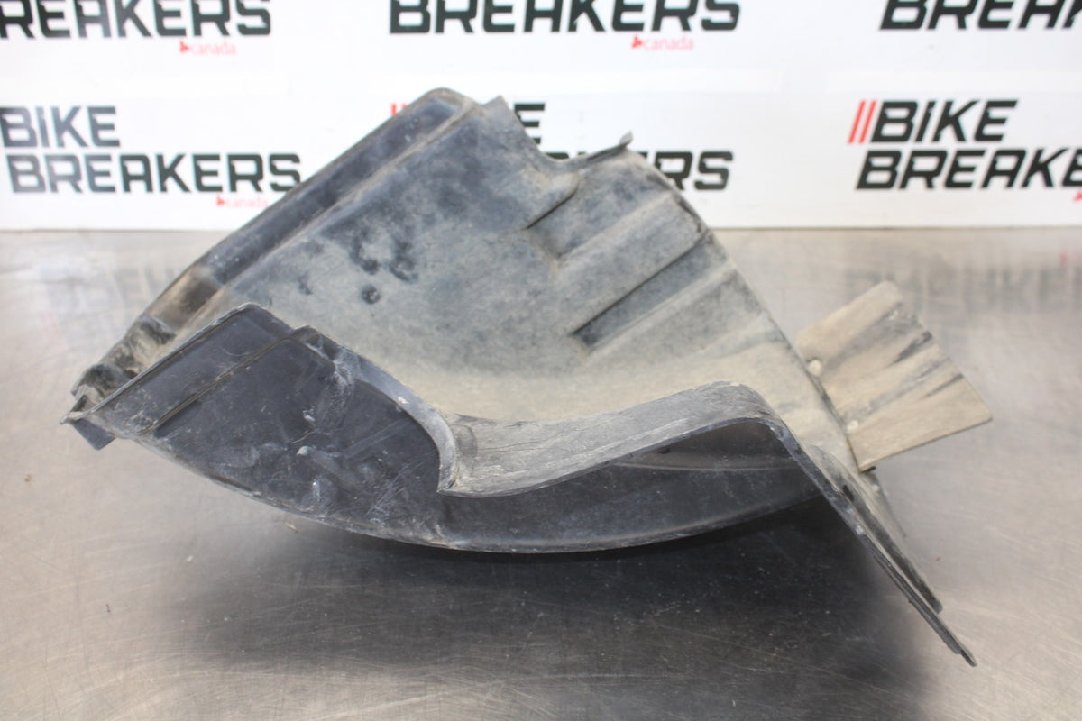 88-00 HONDA GOLDWING 1500 REAR BACK WHEEL FENDER MUD GUARD BB883