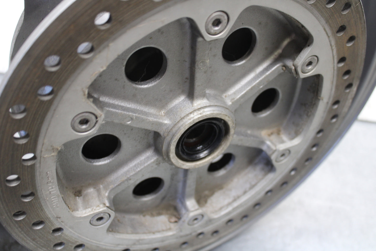 04-12 HONDA ST1300A REAR WHEEL AND ROTOR BACK BRAKE DISC (ITEM B) BB669