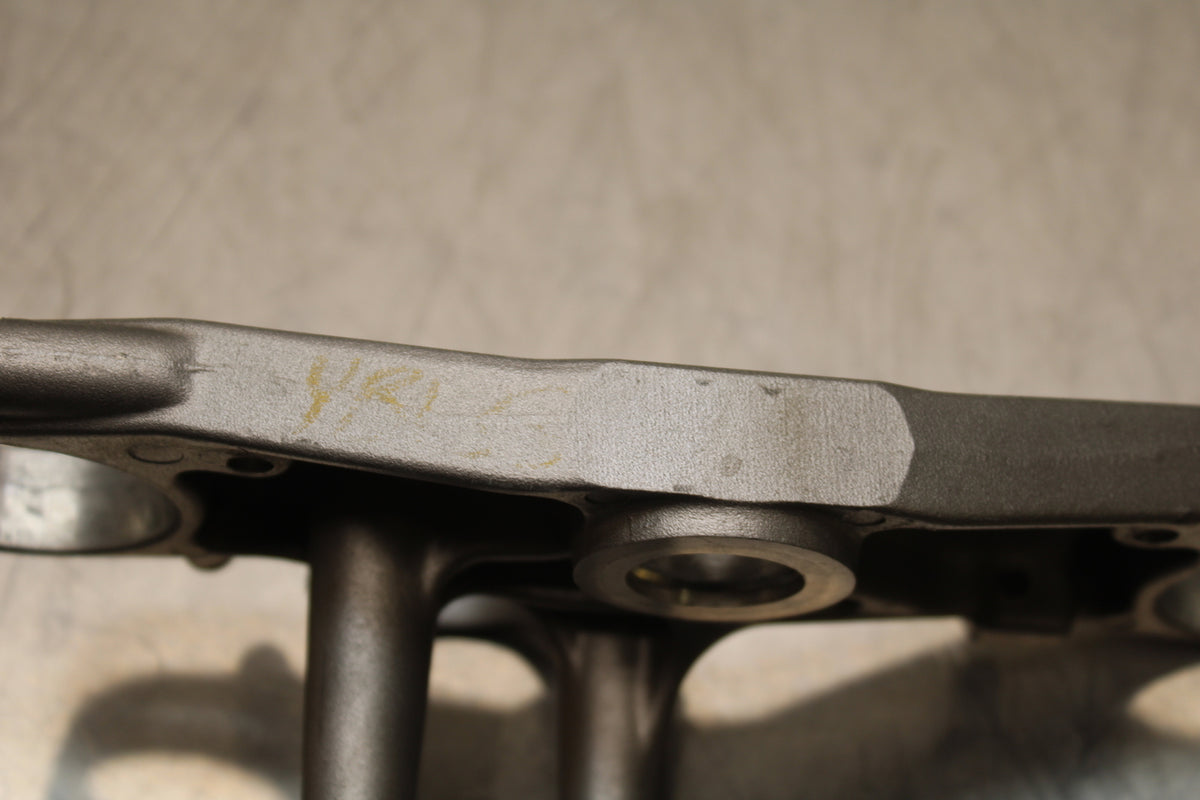 96 YAMAHA YZF750R FORKS UPPER TRIPLE TREE CLAMP BB137