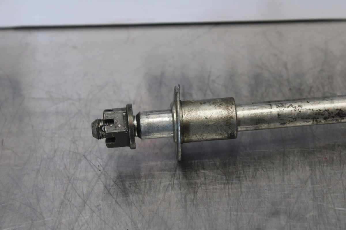 04-09 SUZUKI GS500F FRONT WHEEL RIM AXLE PIVOT BOLT BB165
