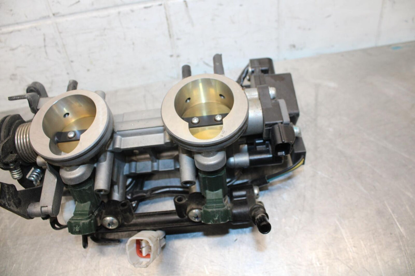 11-14 KAWASAKI VERSYS 650 LE 650C MAIN FUEL INJECTORS / THROTTLE BODIES BB498