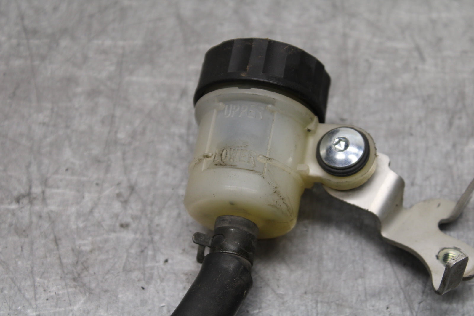 06 YAMAHA YZF R6 REAR BACK BRAKE MASTER CYLINDER W RESERVOIR BB716