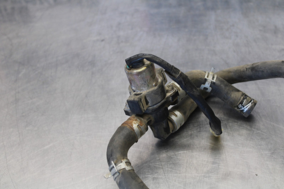 03-04 YAMAHA YZF R6 AIR VALVE SOLENOID TOP ENGINE SWITCH SENSOR BB890