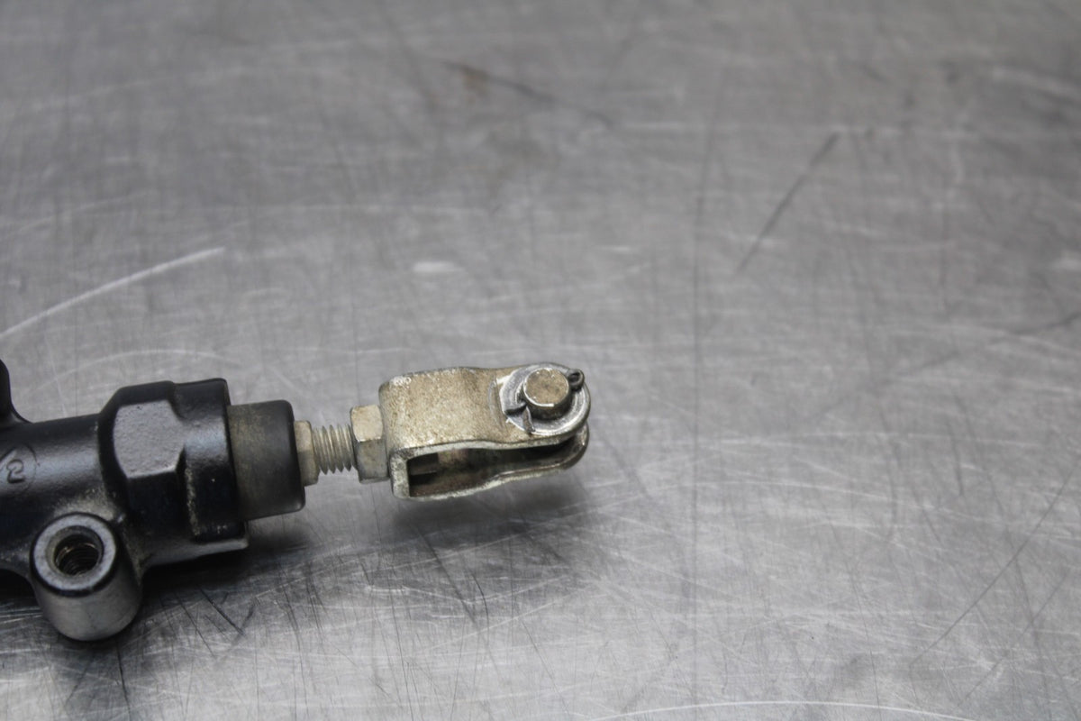 08 KAWASAKI NINJA ZX10R REAR BACK BRAKE MASTER CYLINDER W RESERVOIR BB902