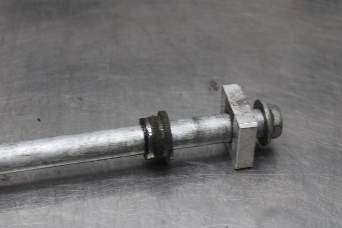 12 KAWASAKI NINJA 650 EX650E REAR AXLE BACK WHEEL RIM PIVOT BOLT AXEL BB926