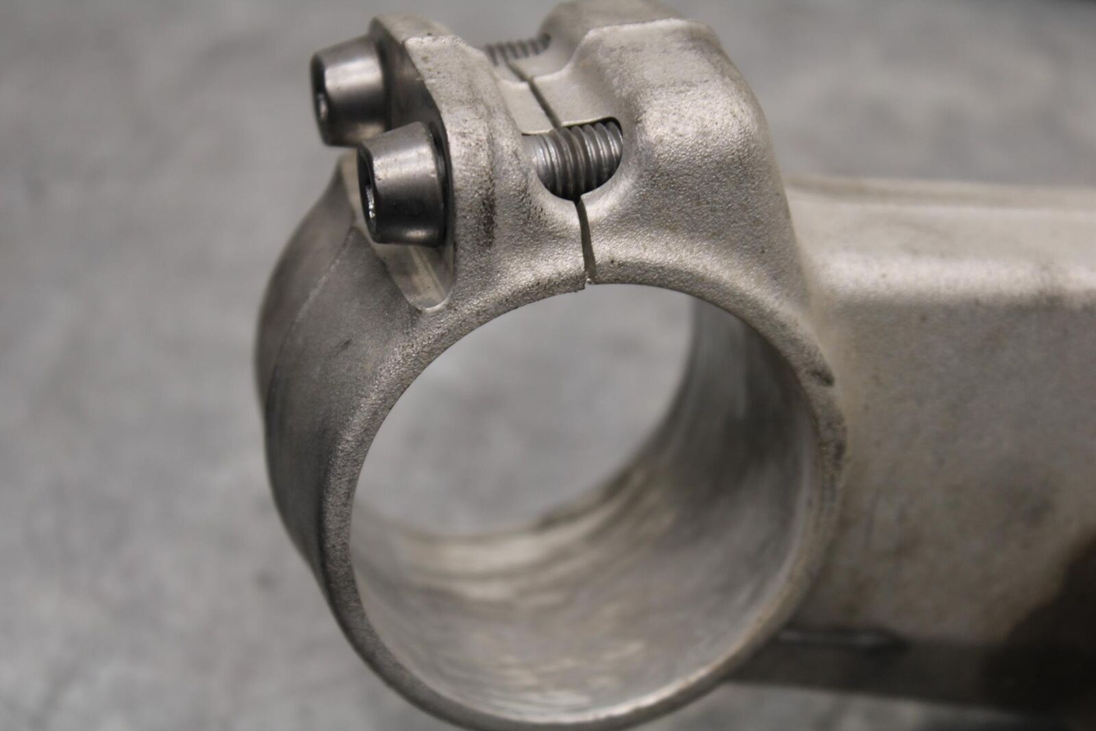 09-12 KAWASAKI NINJA ZX6R ZX600R FRONT FORKS CLAMP LOWER TRIPLE TREE STEM BB617