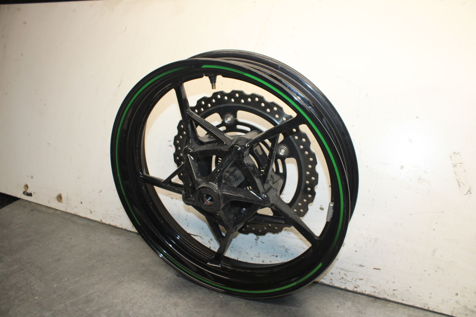 18-23 KAWASAKI NINJA 400 EX400 ABS FRONT WHEEL FRONT RIM BB747