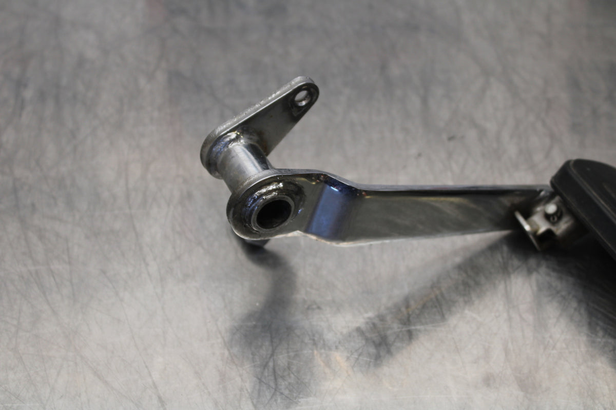 04 YAMAHA ROAD STAR XV1700A RIGHT REARSET BRAKE FOOT PEDAL BB155