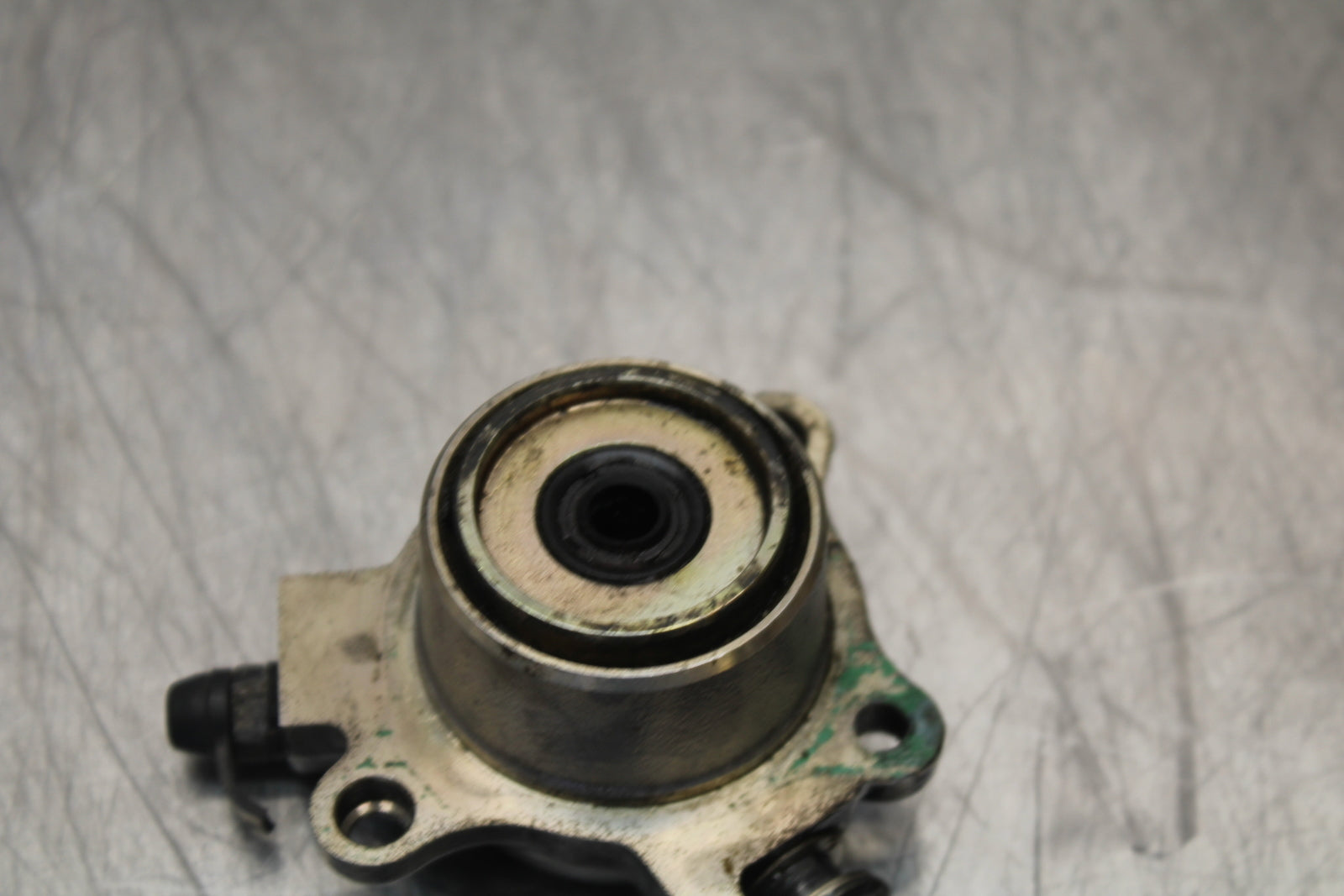 98-05 HONDA SUPER HAWK 1000 VTR1000F CLUTCH SLAVE PISTON CYLINDER BB152