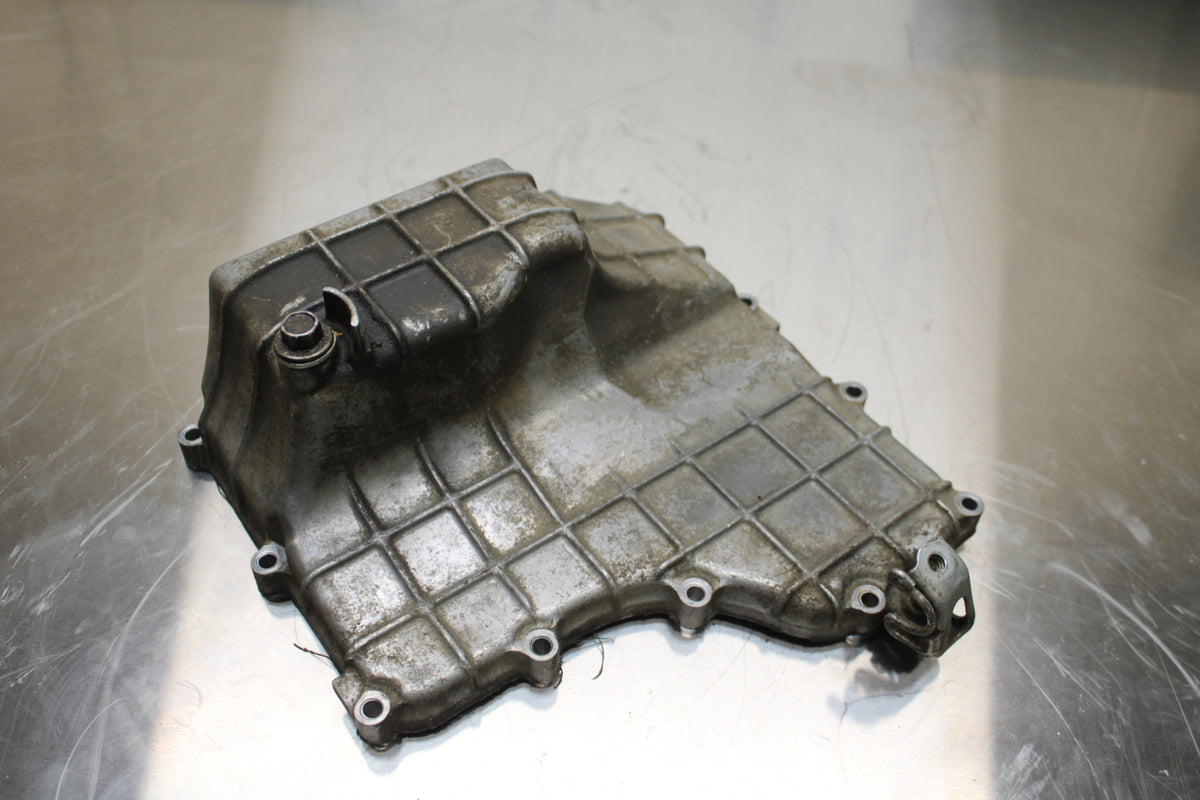 02-03 HONDA CBR900RR 954 ENGINE MOTOR BOTTOM OIL PAN COVER BB497