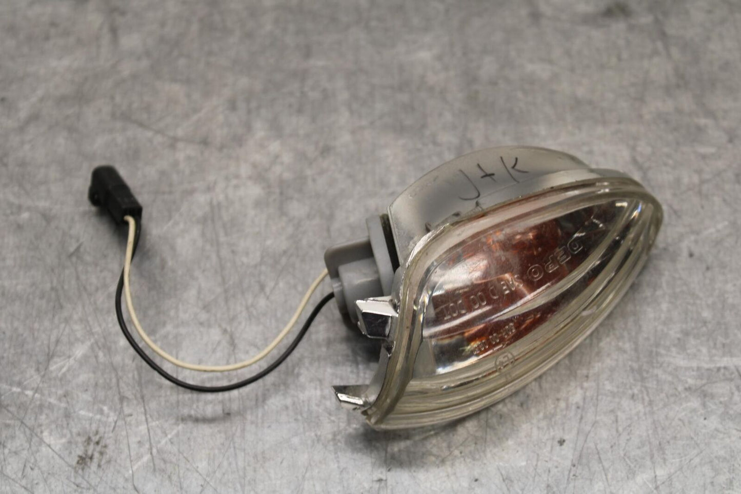 06-07 SUZUKI GSXR 600 750 RIGHT FRONT TURN SIGNAL LIGHT INDICATOR BB636