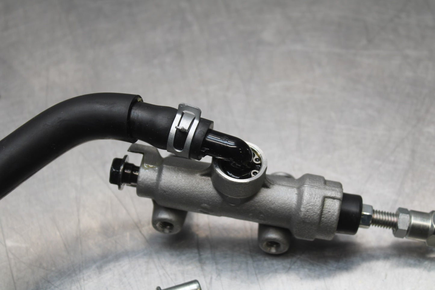 23-24 KAWASAKI NINJA ZX14R REAR BACK BRAKE MASTER CYLINDER W RESERVOIR BB764