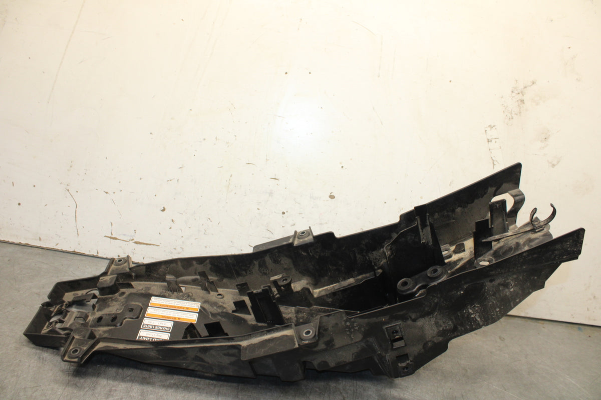 22-24 YAMAHA XSR900 REAR BACK TAIL UNDERTAIL BATTERY TRAY PLASTIC BB683