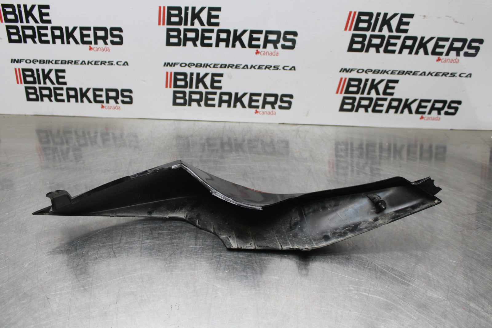 08 KAWASAKI NINJA ZX10R LEFT REAR BACK TAIL FAIRING COWL SHROUD BB201