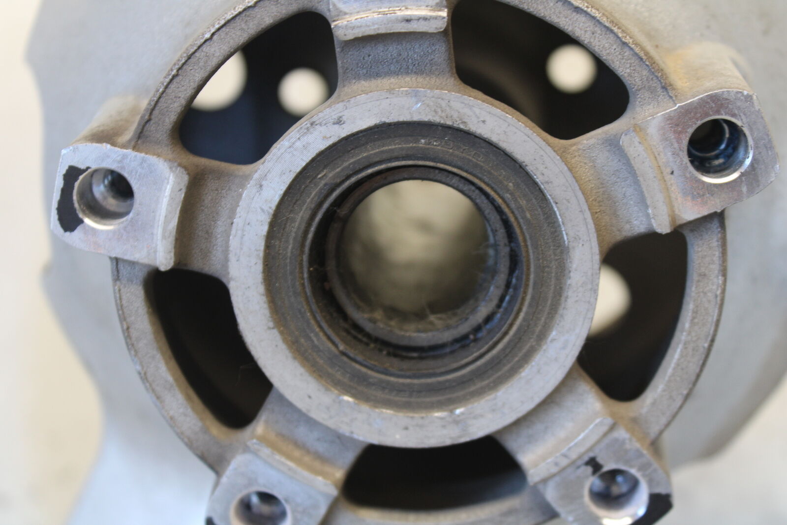 03-05 SUZUKI SV1000 REAR WHEEL BACK RIM BB405