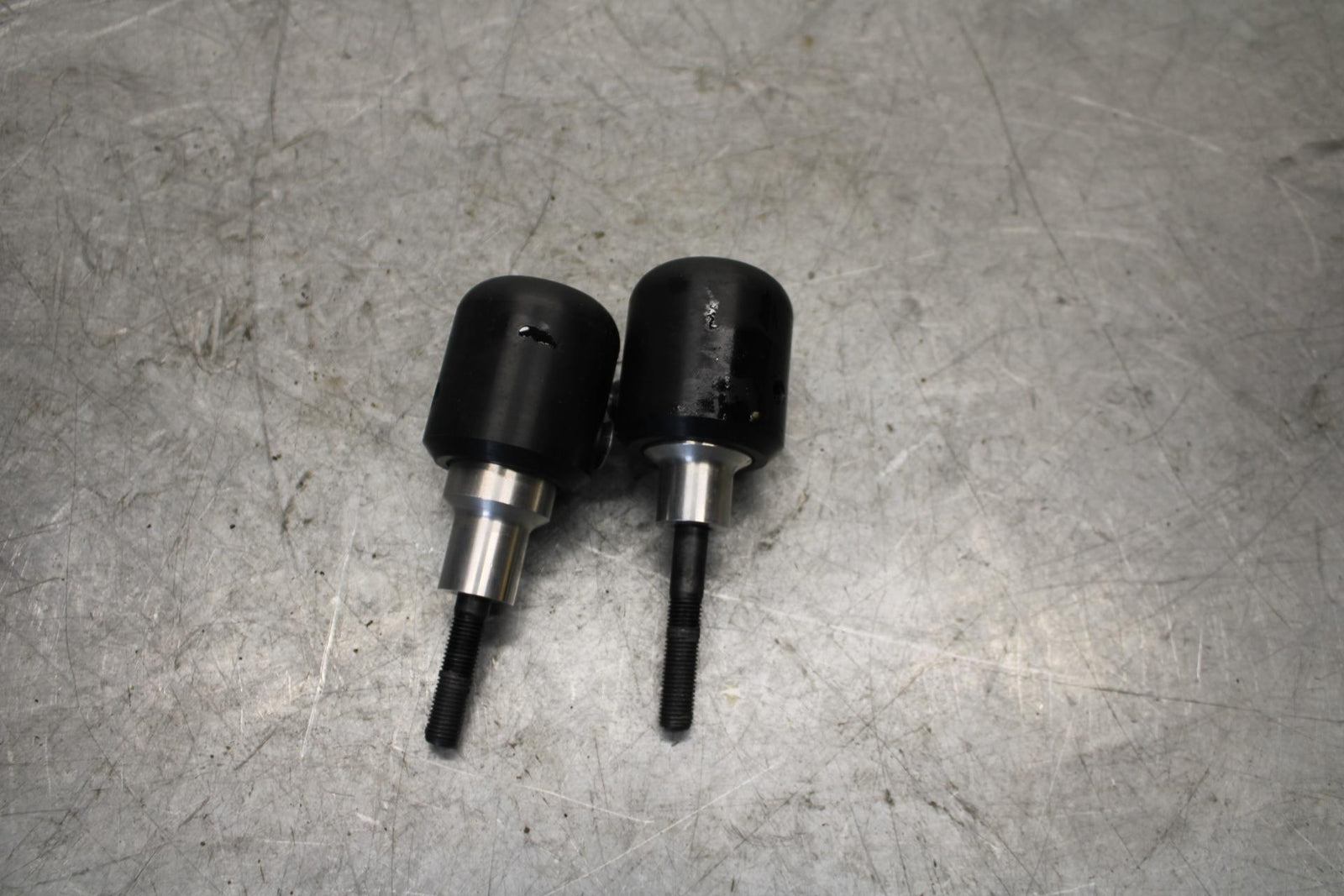 1997 Suzuki GSXR750 WOODCRAFT FRAME SLIDERS SET BB527