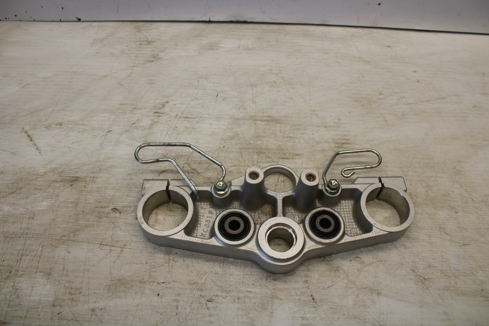 07-12 SUZUKI BANDIT 650F FORKS UPPER TRIPLE TREE CLAMP BB280