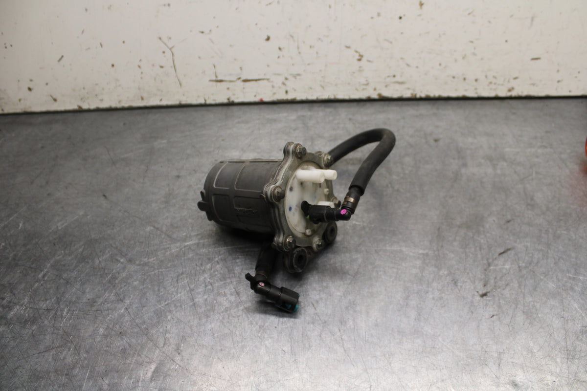 10-13 HONDA SHADOW RS 750 VT750RS FUEL GAS PUMP BB718