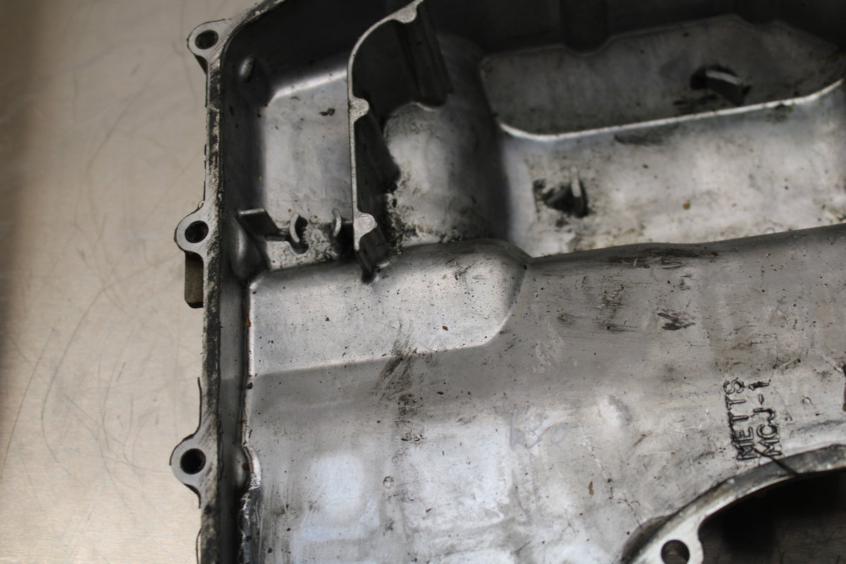 02-03 HONDA CBR900RR 954 ENGINE MOTOR BOTTOM OIL PAN COVER BB497