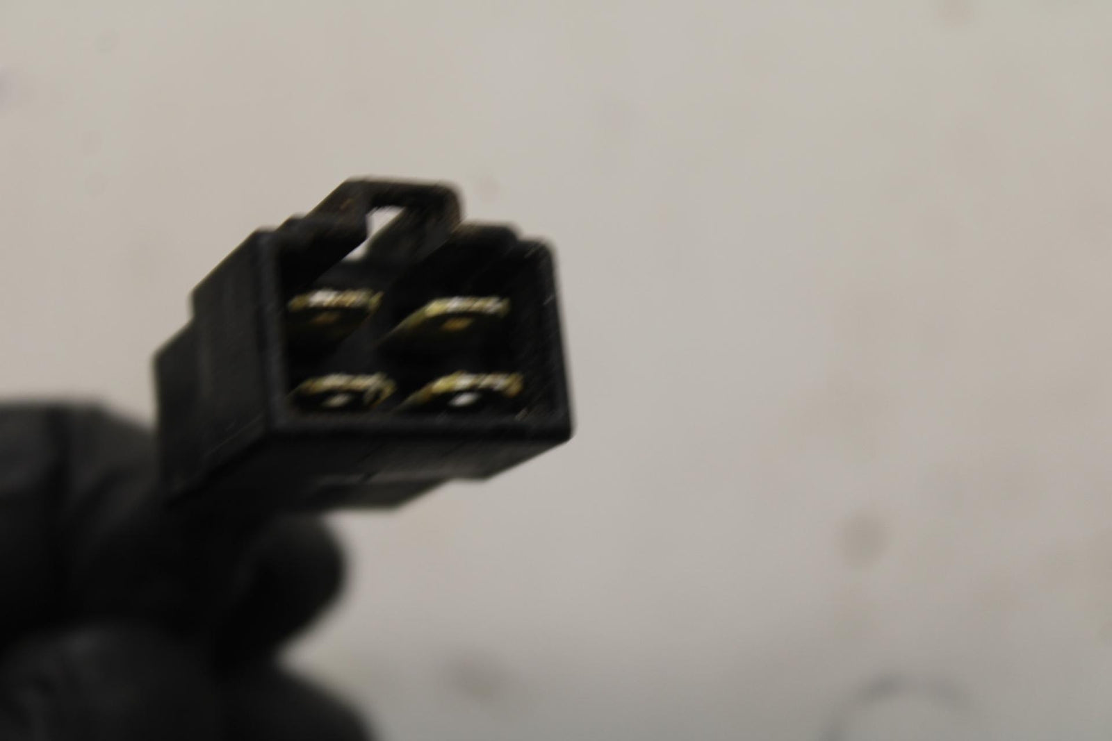 08-11 TRIUMPH SPEED TRIPLE RECTIFIER VOLTAGE REGULATOR BB102