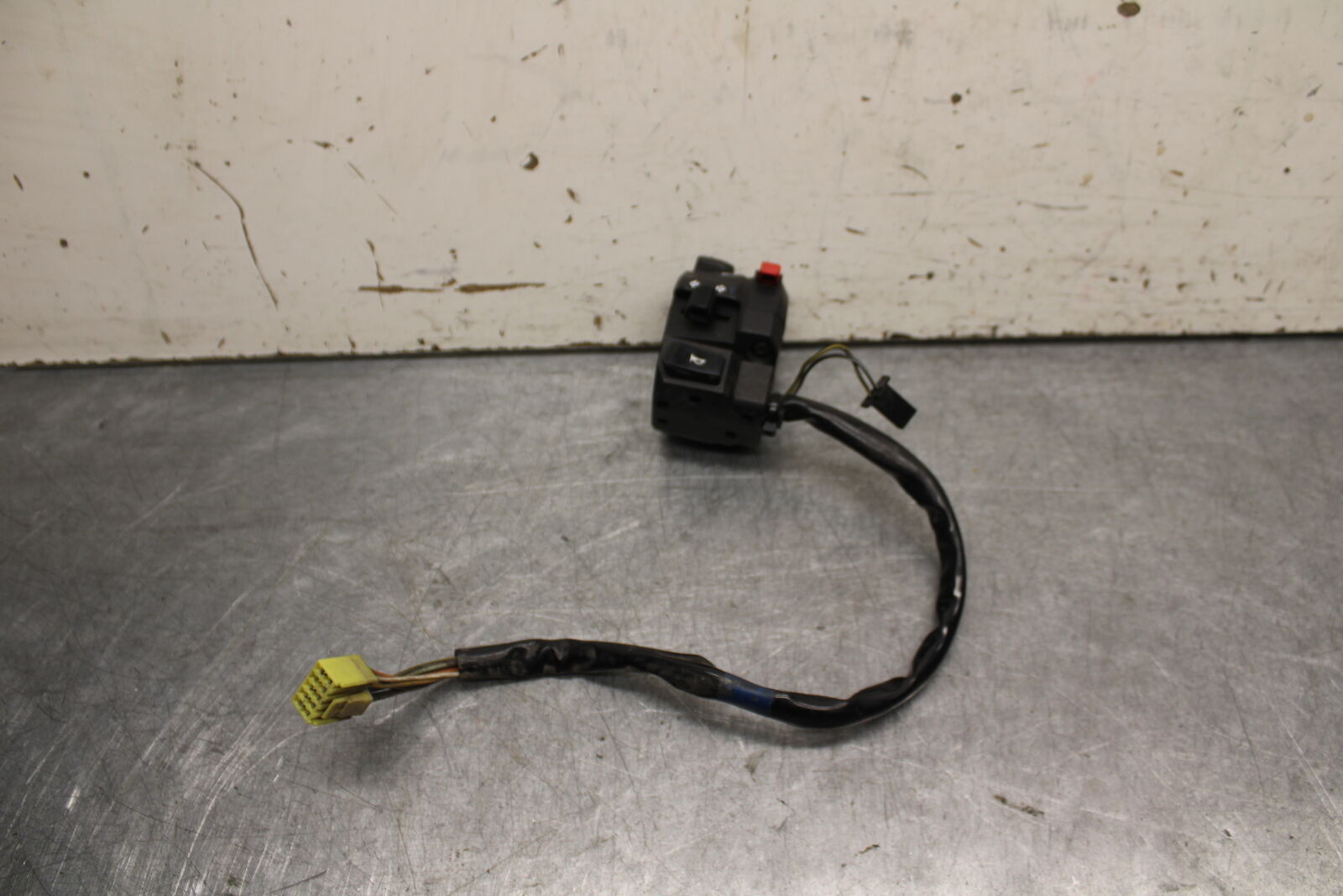 06-07 SUZUKI GSXR750 LEFT CLIP ON HANDLE HORN SIGNALS SWITCH SWITCHES BB670