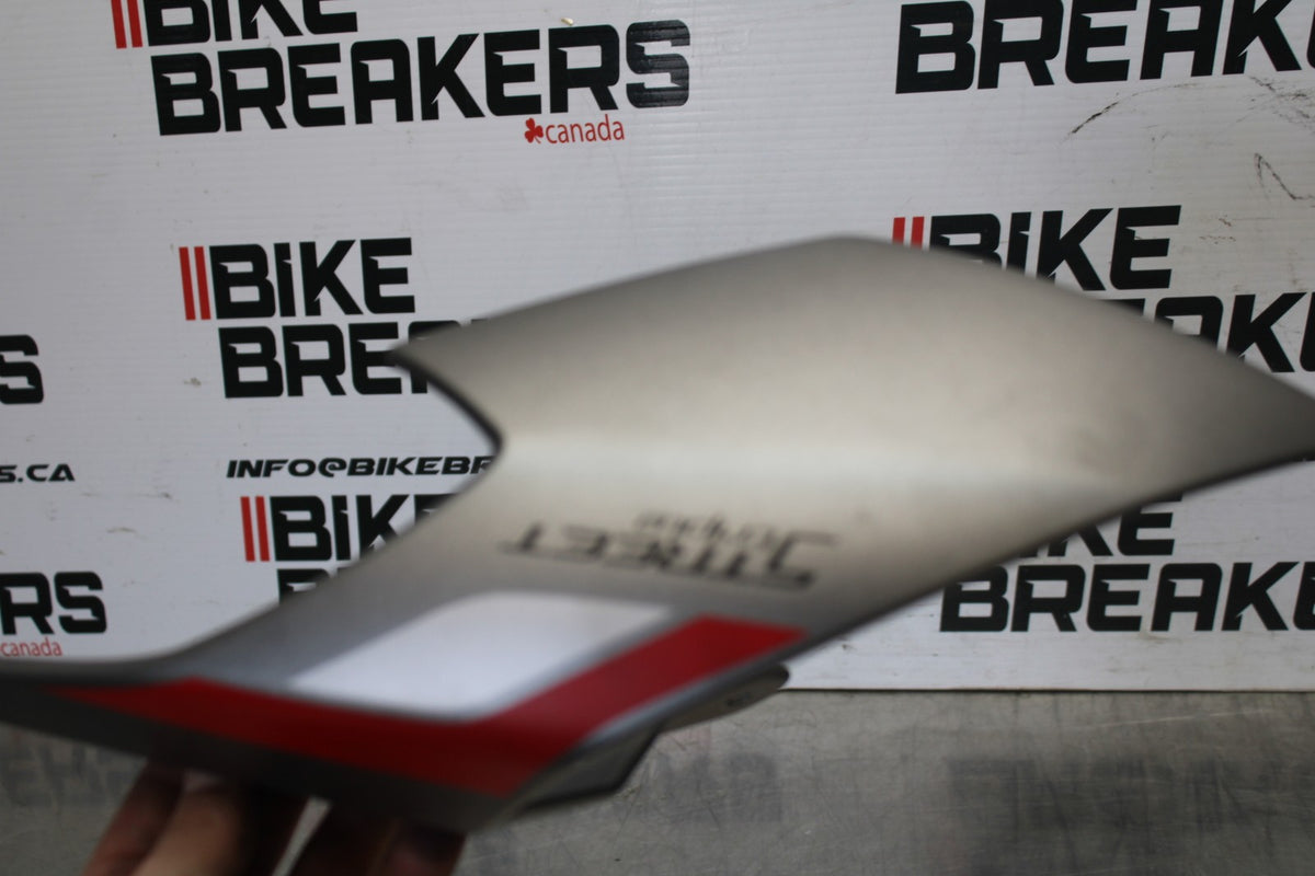20 TRIUMPH STREET TRIPLE 765 LEFT REAR BACK TAIL FAIRING COWL SHROUD BB864