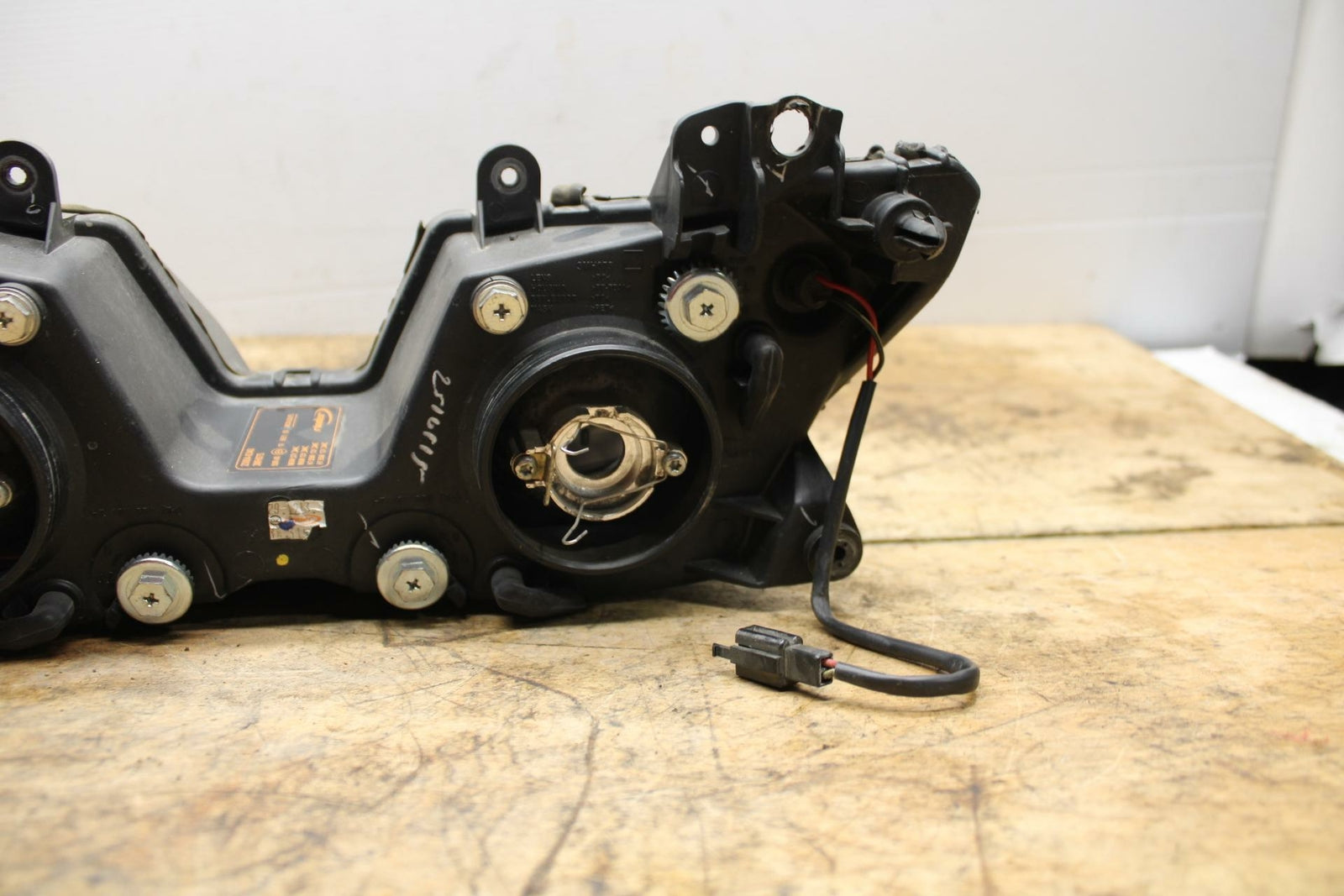 13-18 KAWASAKI NINJA ZX6R FRONT HEADLIGHT HEAD LIGHT LAMP BB349