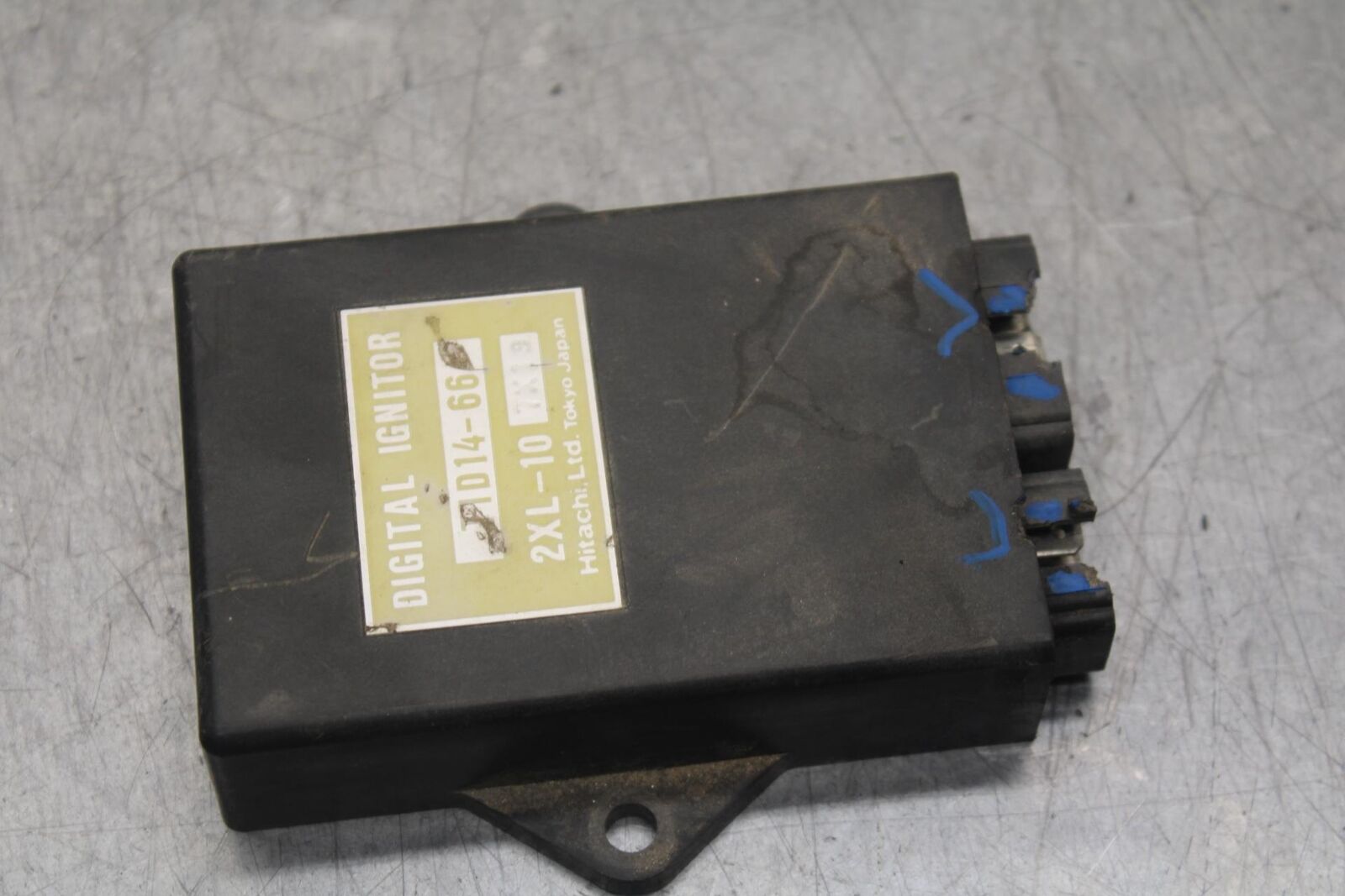 1988 Yamaha FZ600 ECU COMPUTER CONTROLLER UNIT BLACK BOX ECM CDI  BB601