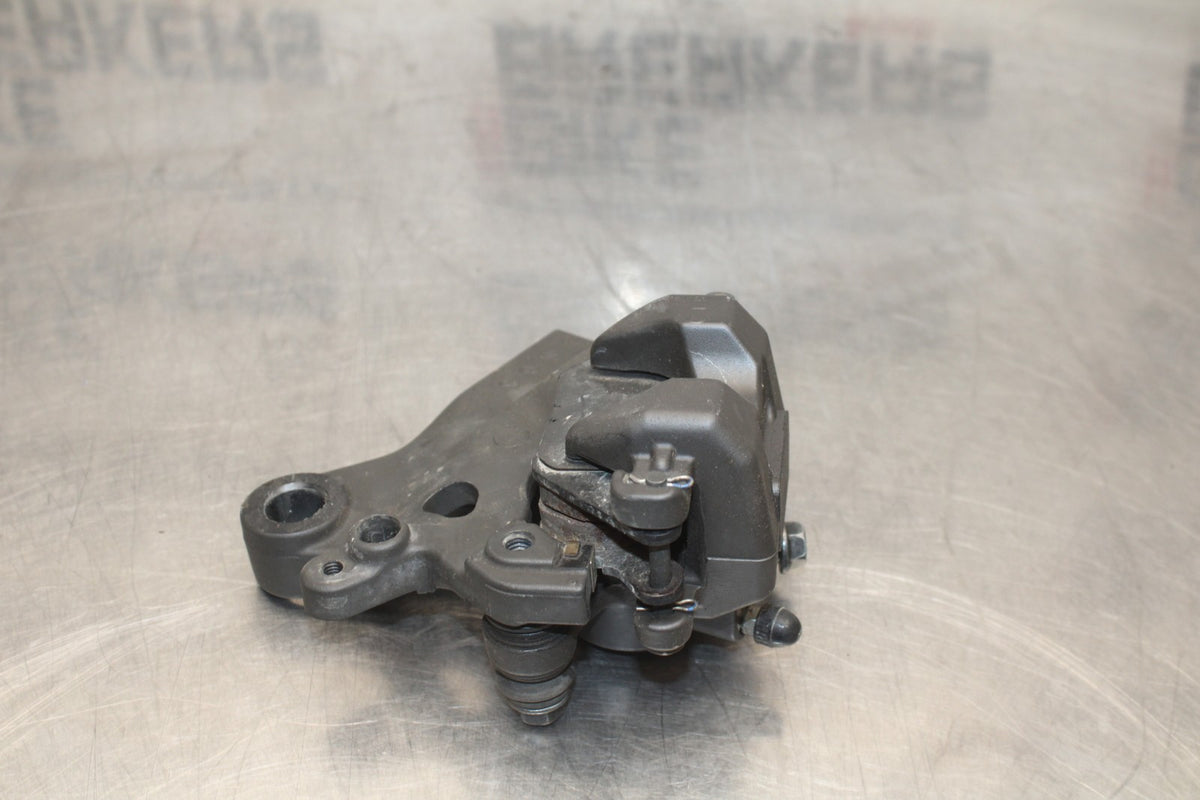 17-18 YAMAHA YZF R3 REAR BACK BRAKE CALIPER W MOUNT BRACKET BB788