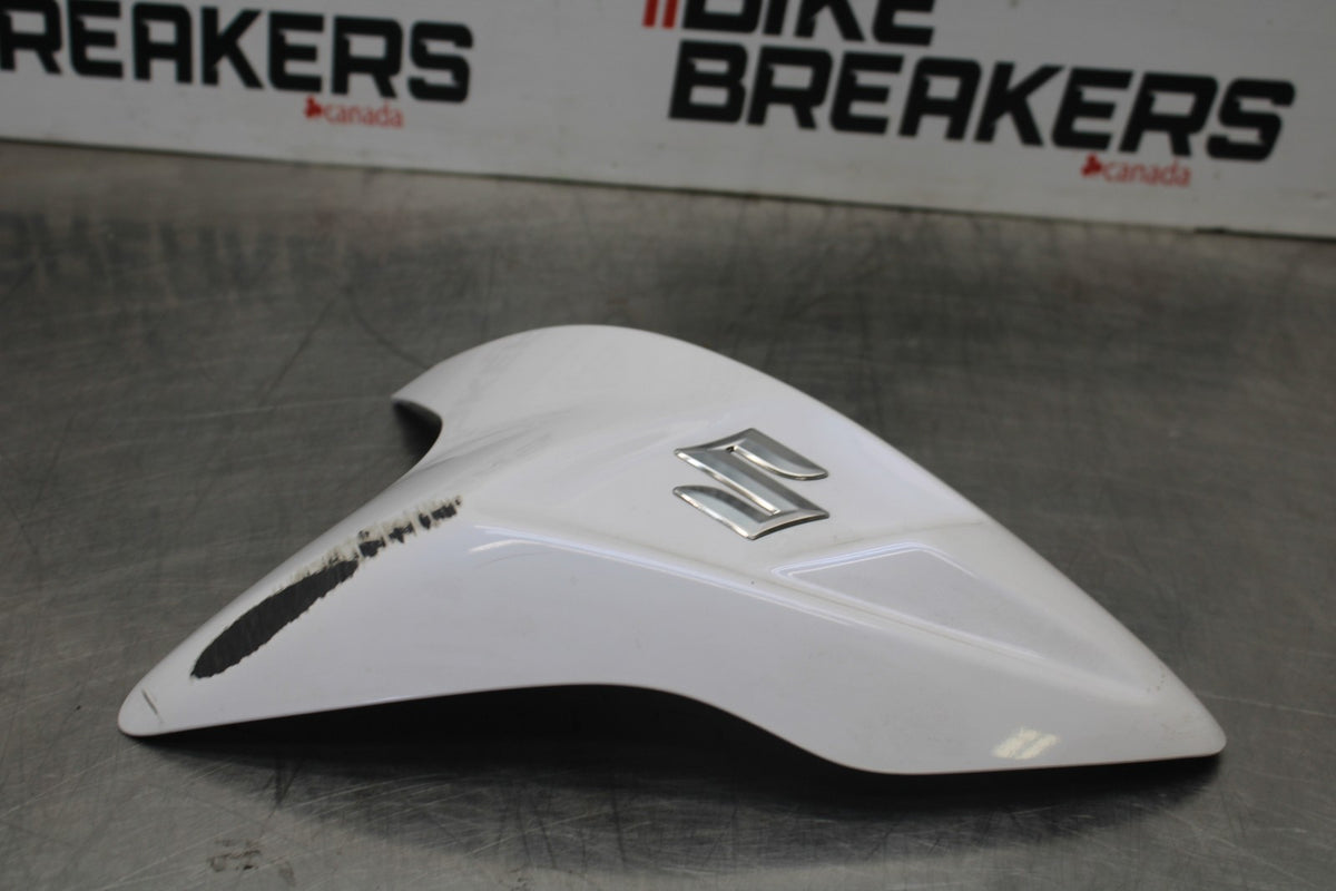 11-25 SUZUKI GSXR 600  FRONT GAS TANK FUEL CELL FAIRING COWL COVER TRIM BB830