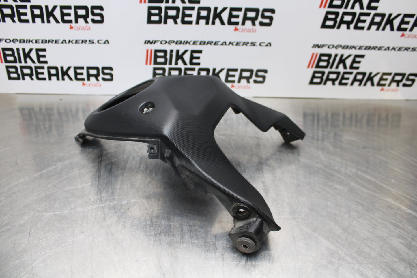 14-17 YAMAHA FZ07 FRONT GAS TANK FUEL CELL FAIRING COWL COVER TRIM BB162