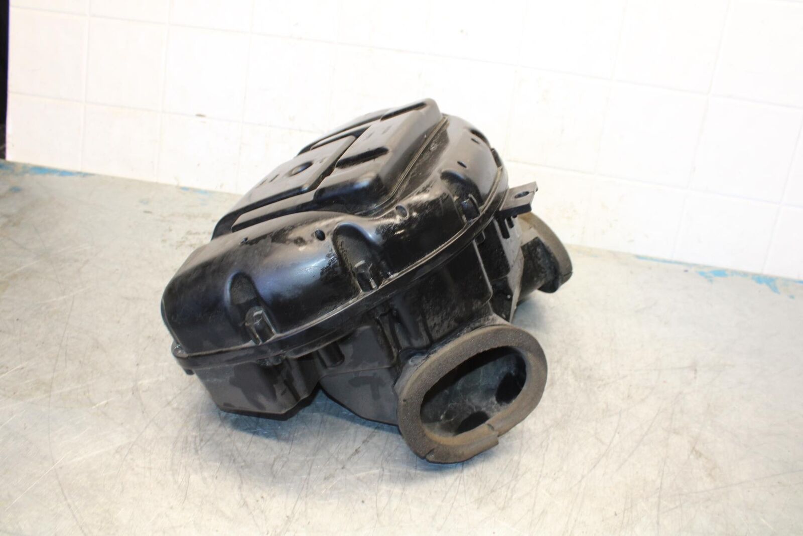 08-10 SUZUKI GSXR600 AIRBOX AIR INTAKE FILTER BOX  BB430