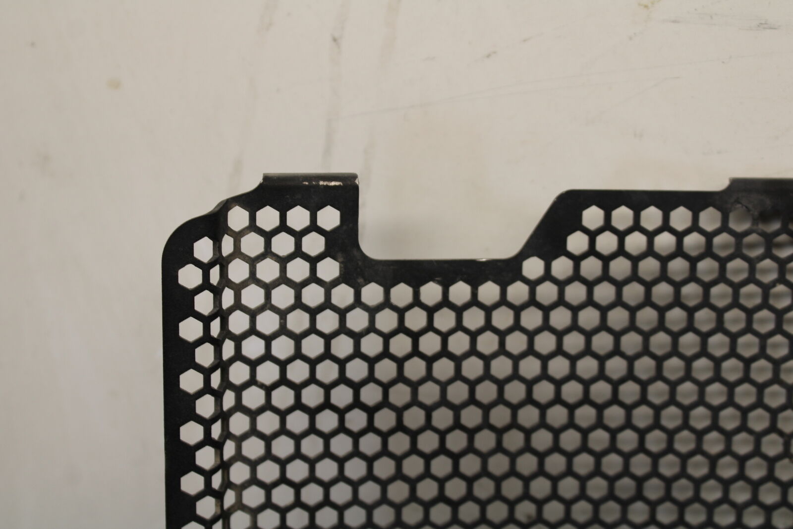 16 KAWASAKI NINJA ZX10R COOLANT RADIATOR GUARD GRILLE BB650