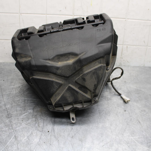 18 YAMAHA YZF R1  AIRBOX AIR INTAKE FILTER BOX BB473