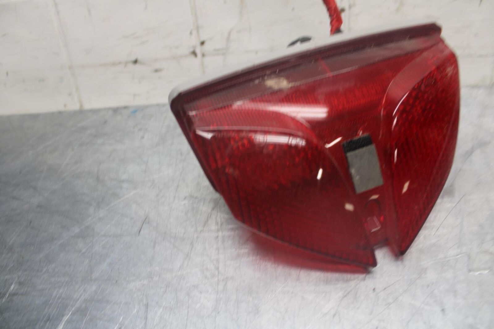 15-21 SUZUKI GSXR600 REAR TAIL TAILLIGHT BACK BRAKE LIGHT BB460