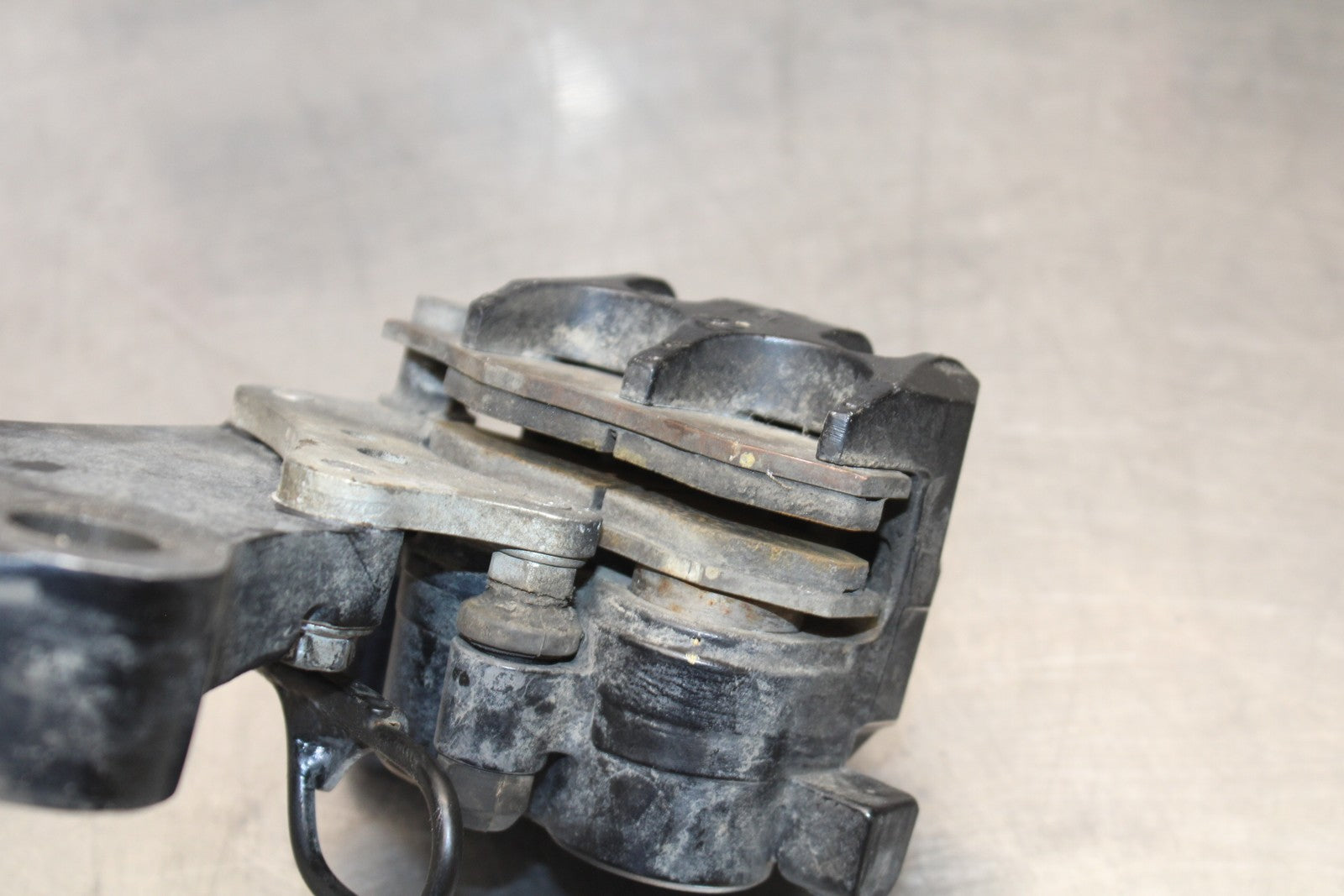 08-18 KAWASAKI KLR650 REAR BACK BRAKE CALIPER W MOUNT BRACKET BB183