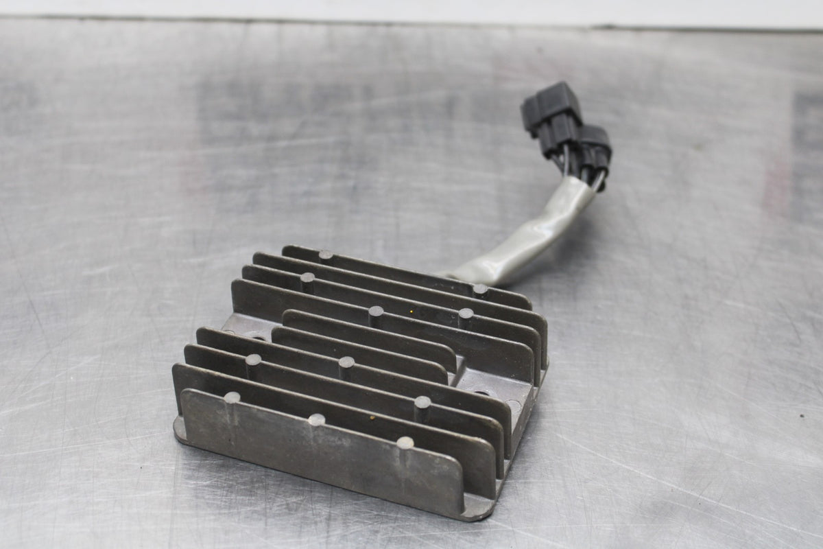 05-06 SUZUKI GSXR1000 RECTIFIER VOLTAGE REGULATOR BB857