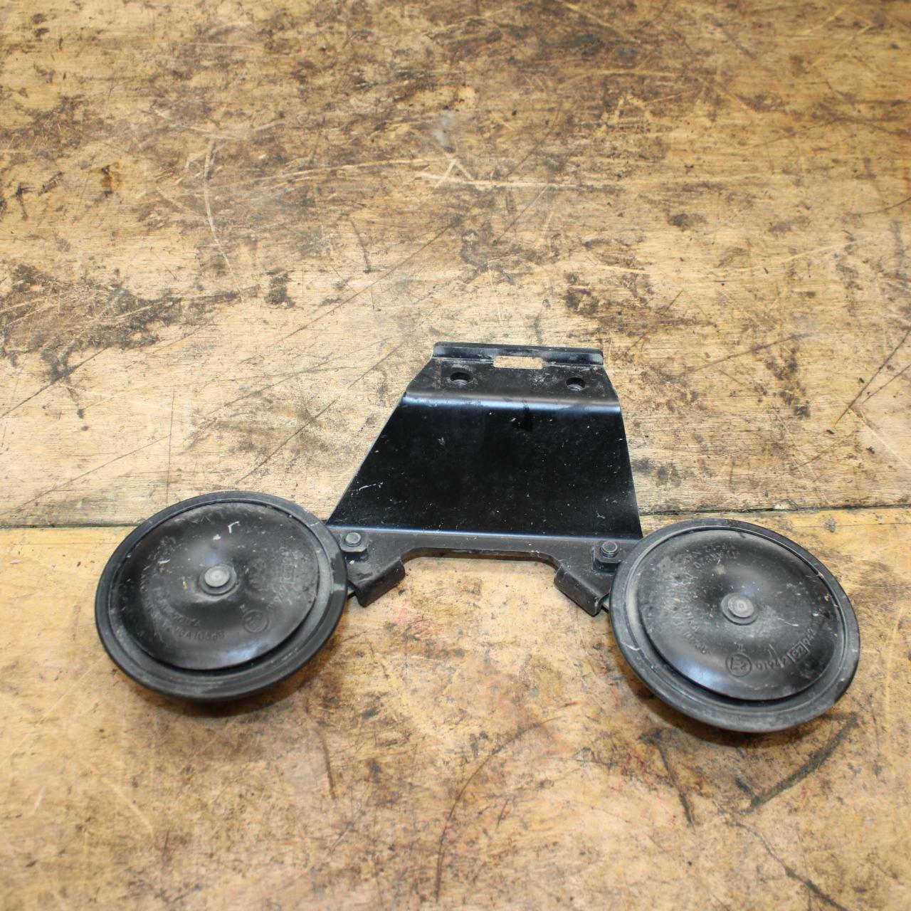 05-08 KAWASAKI VULCAN 1500 VN1500N CLASSIC HORN SIGNAL BB343