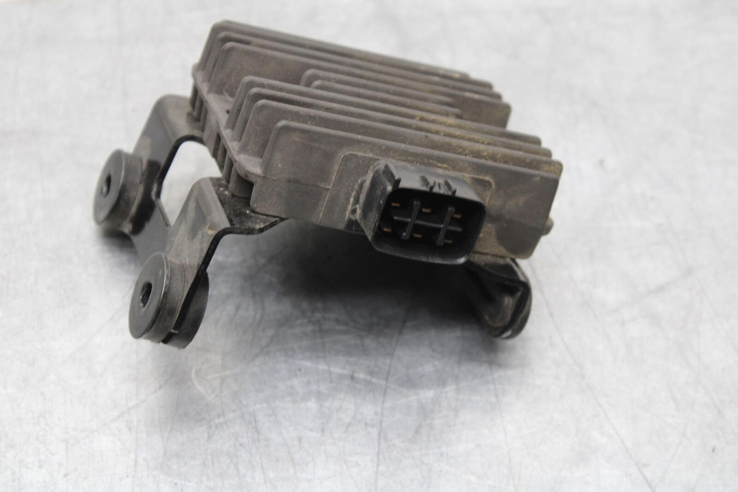 2014 Kawasaki Ninja 650 EX650E RECTIFIER VOLTAGE REGULATOR 21066-0033 BB569