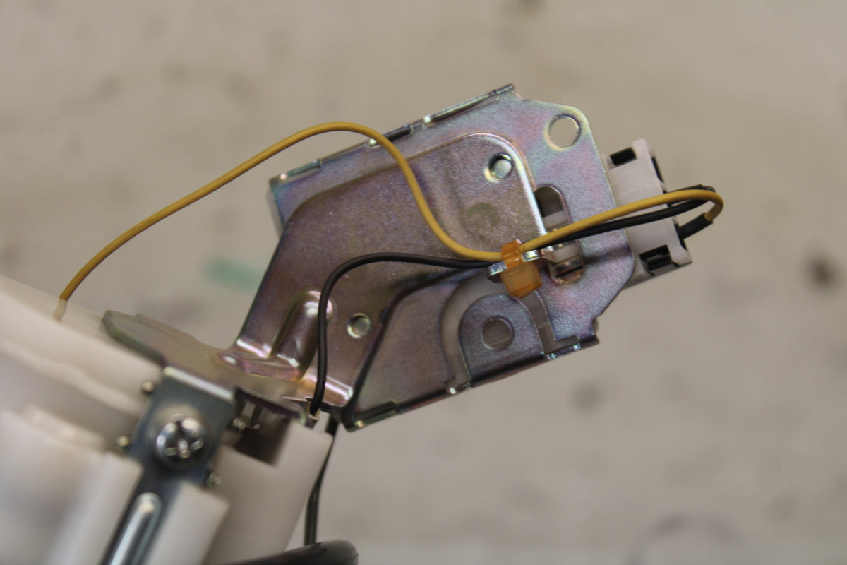 17-24 SUZUKI SV650 FUEL PUMP GAS PETROL SENDER UNIT BB706