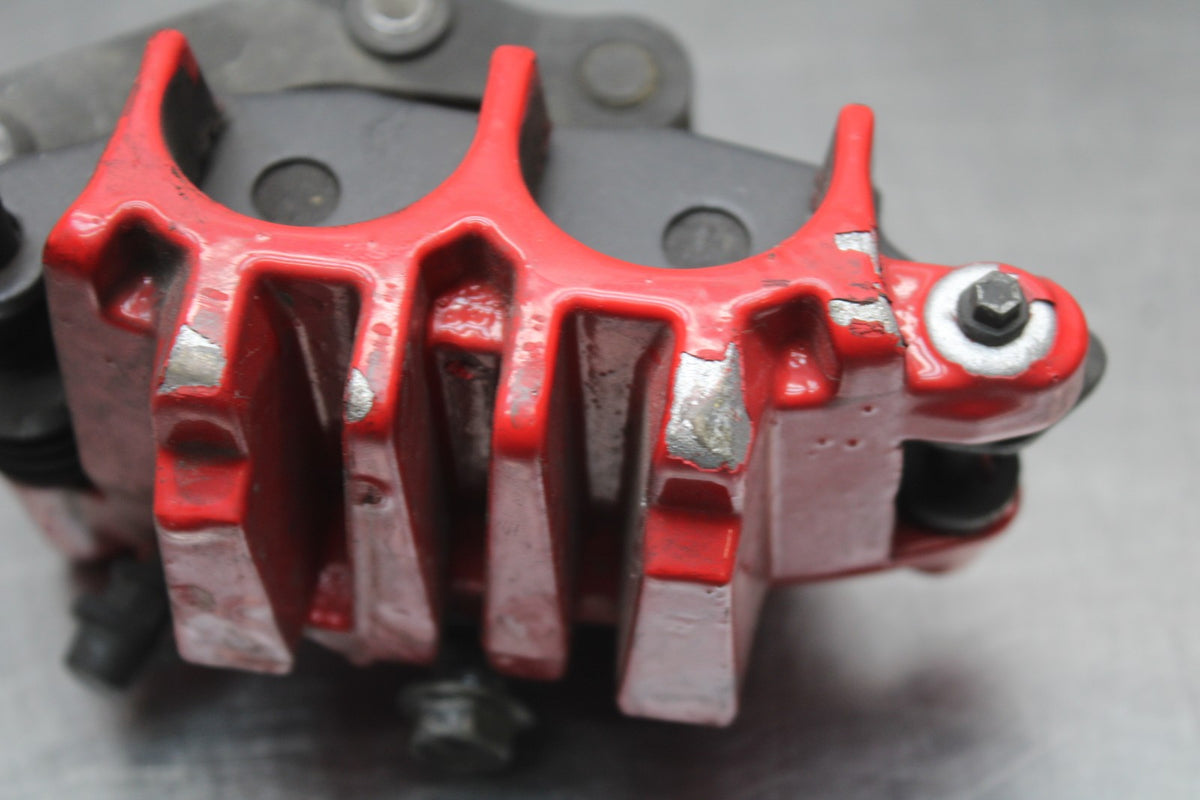 2006 Suzuki Boulevard C90 RIGHT LEFT FRONT BRAKE CALIPER SET PAIR CALIPERS BB849