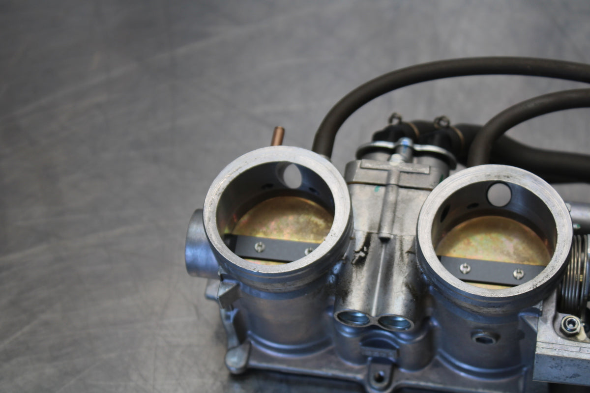 12-16 HONDA CBR1000RR THROTTLE BODIES BB157