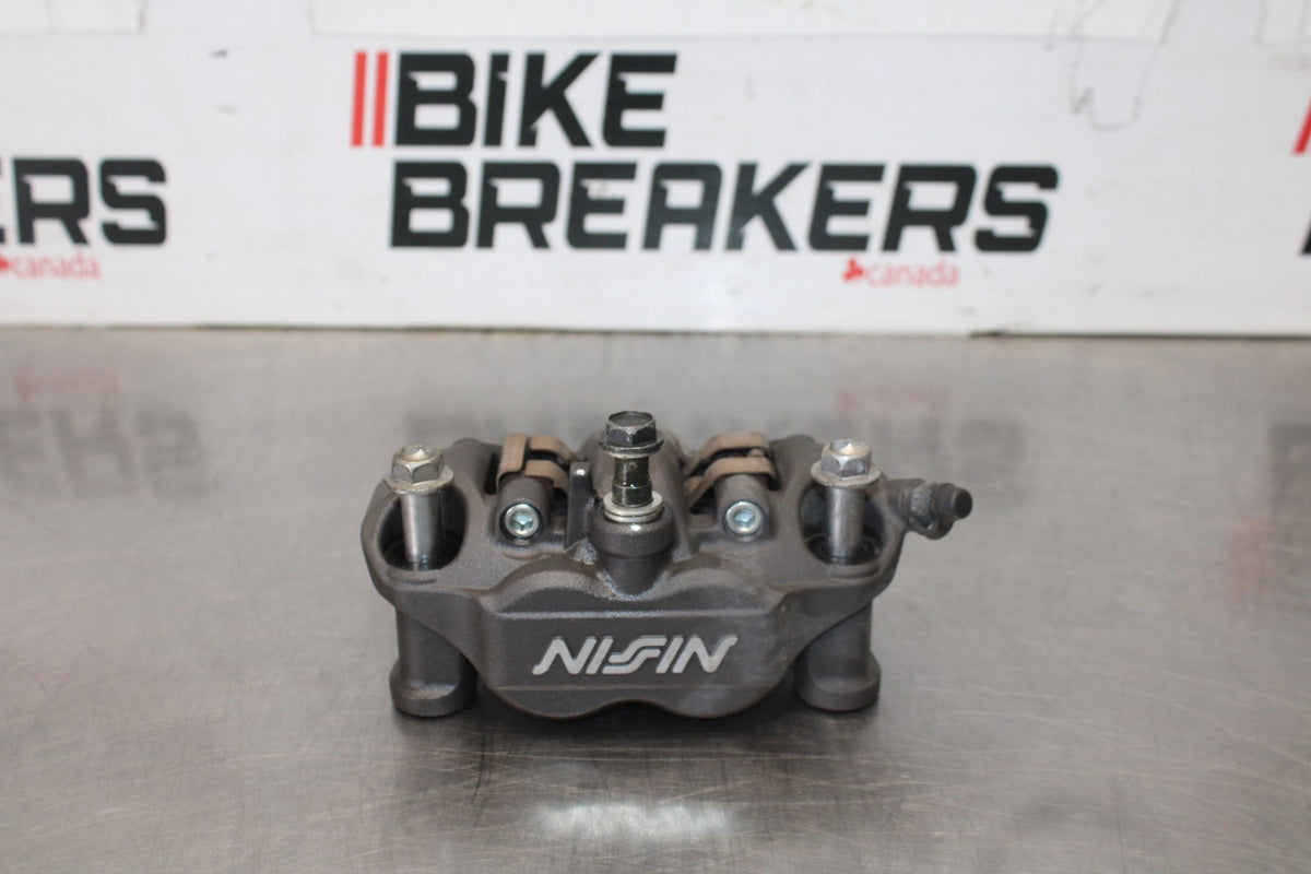 13-18 KAWASAKI NINJA ZX6R RIGHT LEFT FRONT BRAKE CALIPER SET PAIR CALIPERS BB908