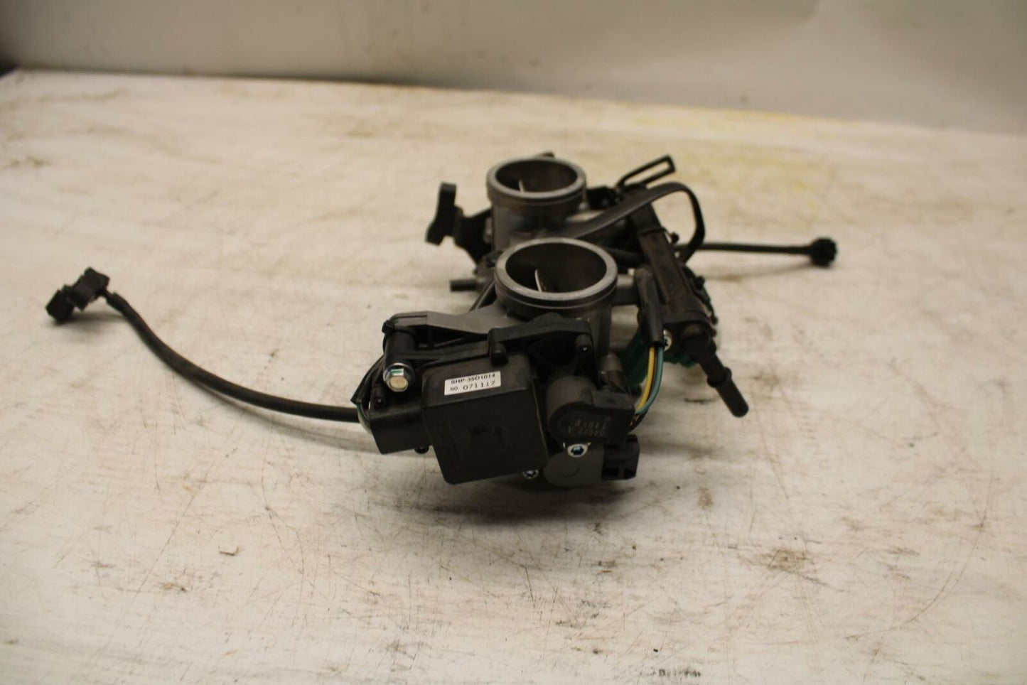 11-12 KAWASAKI NINJA 400 EX400 C MAIN FUEL INJECTORS / THROTTLE BODIES BB358