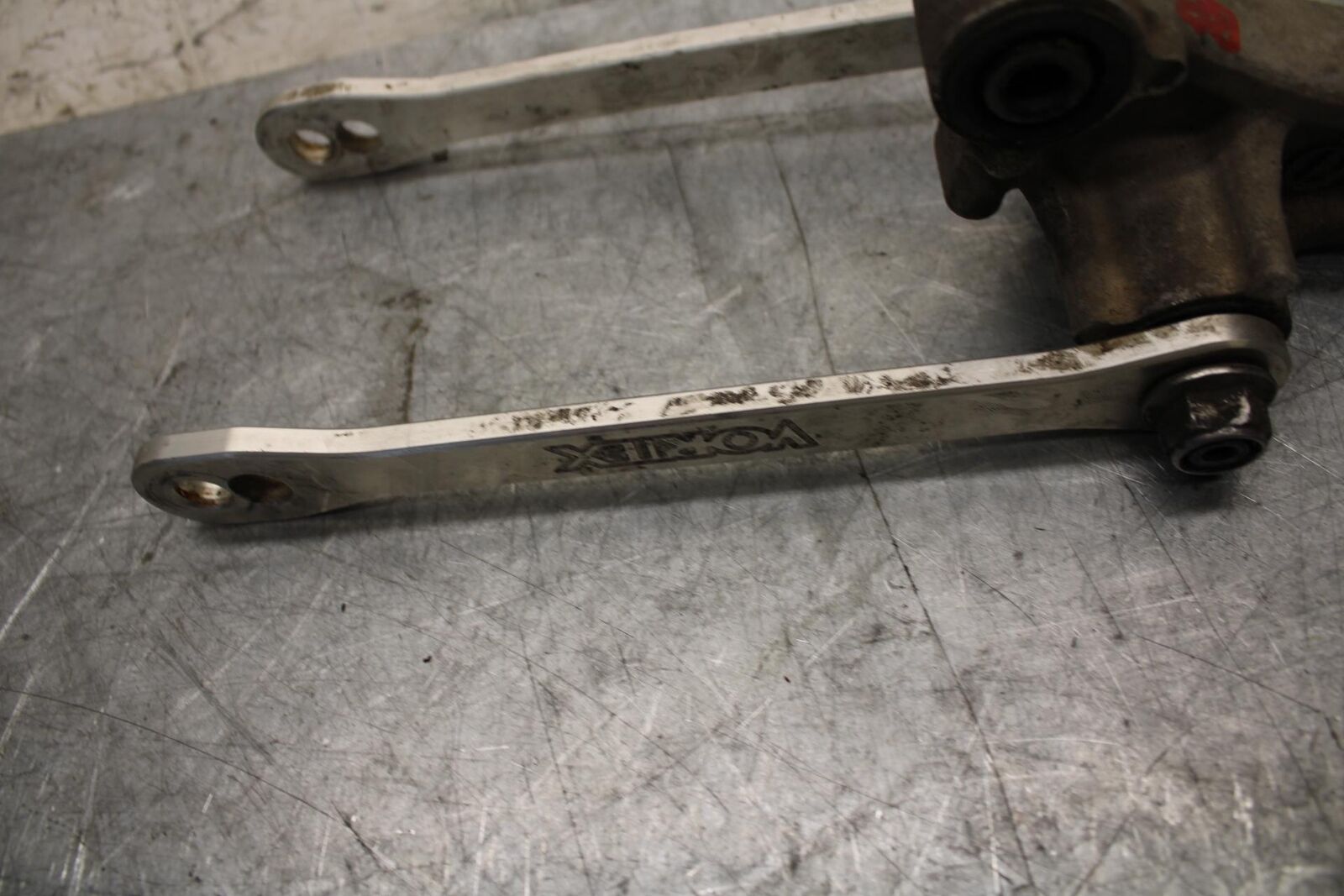 2009 Kawasaki Ninja ZX6R VORTEX DOGBONE SHOCK LINKAGE LINK 39007-0006 BB44