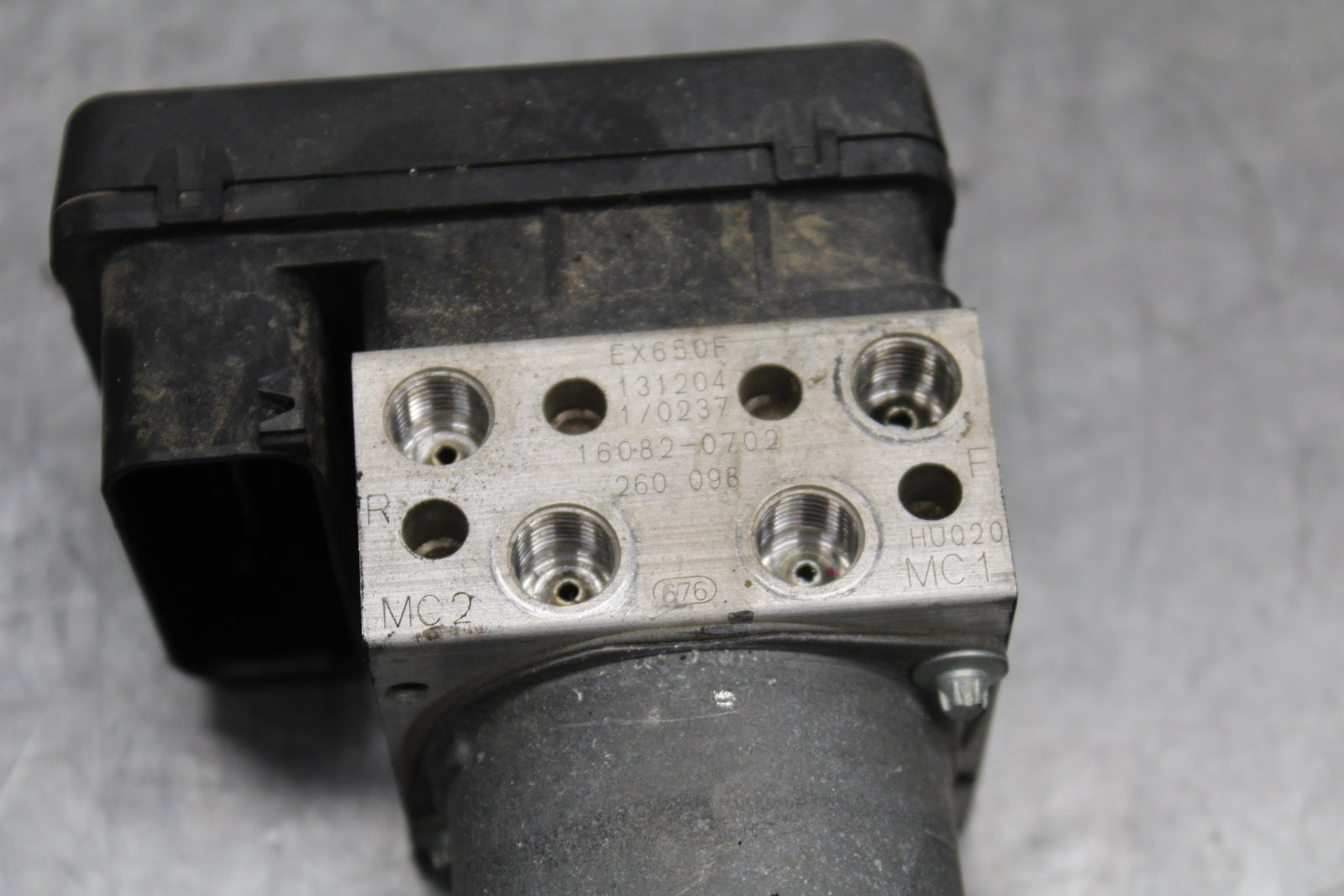 14-15 KAWASAKI NINJA 650 EX650F ABS ABS PUMP UNIT MODULE BB741