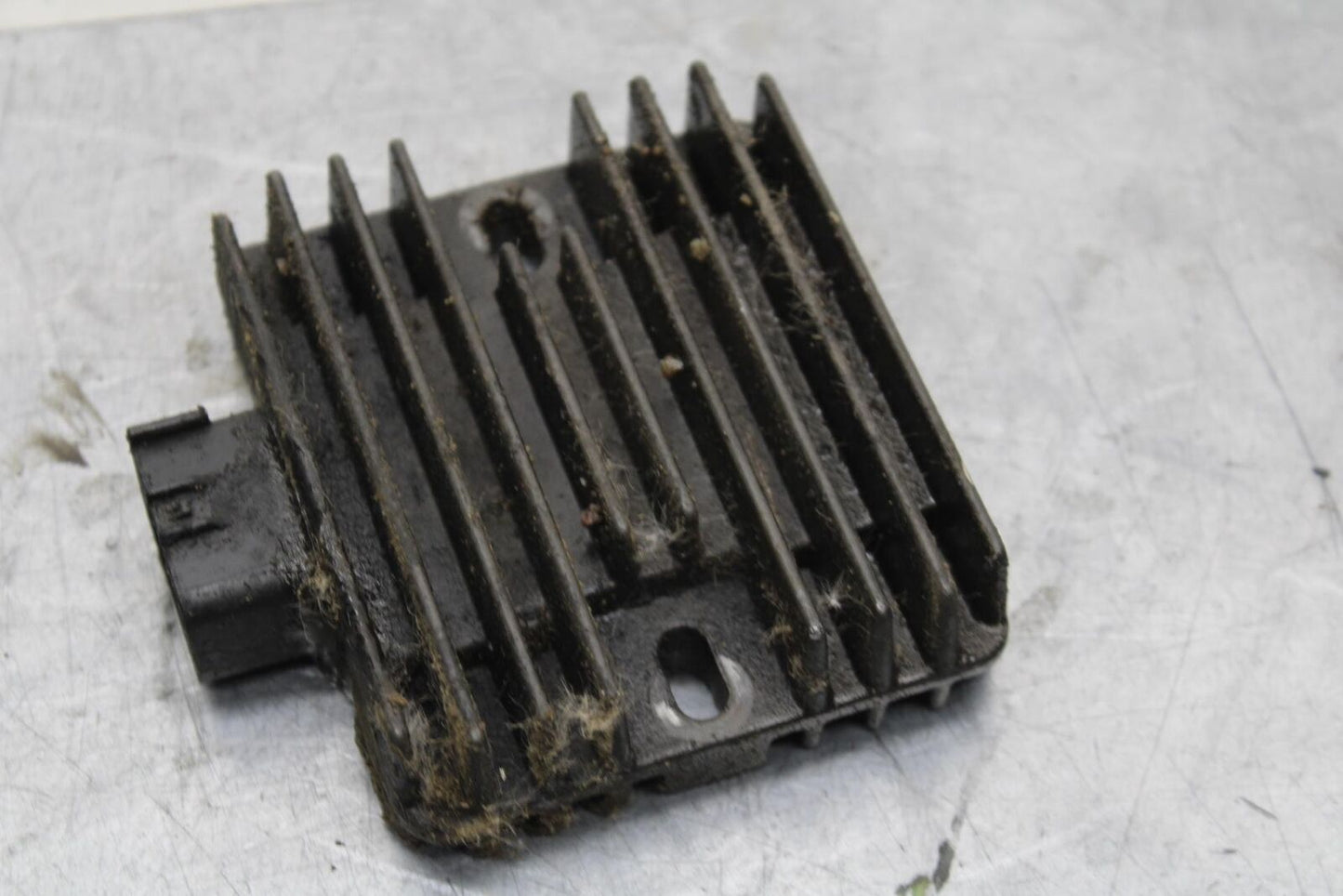 2006 Kawasaki Vulcan 900 VN900B Classic RECTIFIER VOLTAGE REGULATOR  BB585