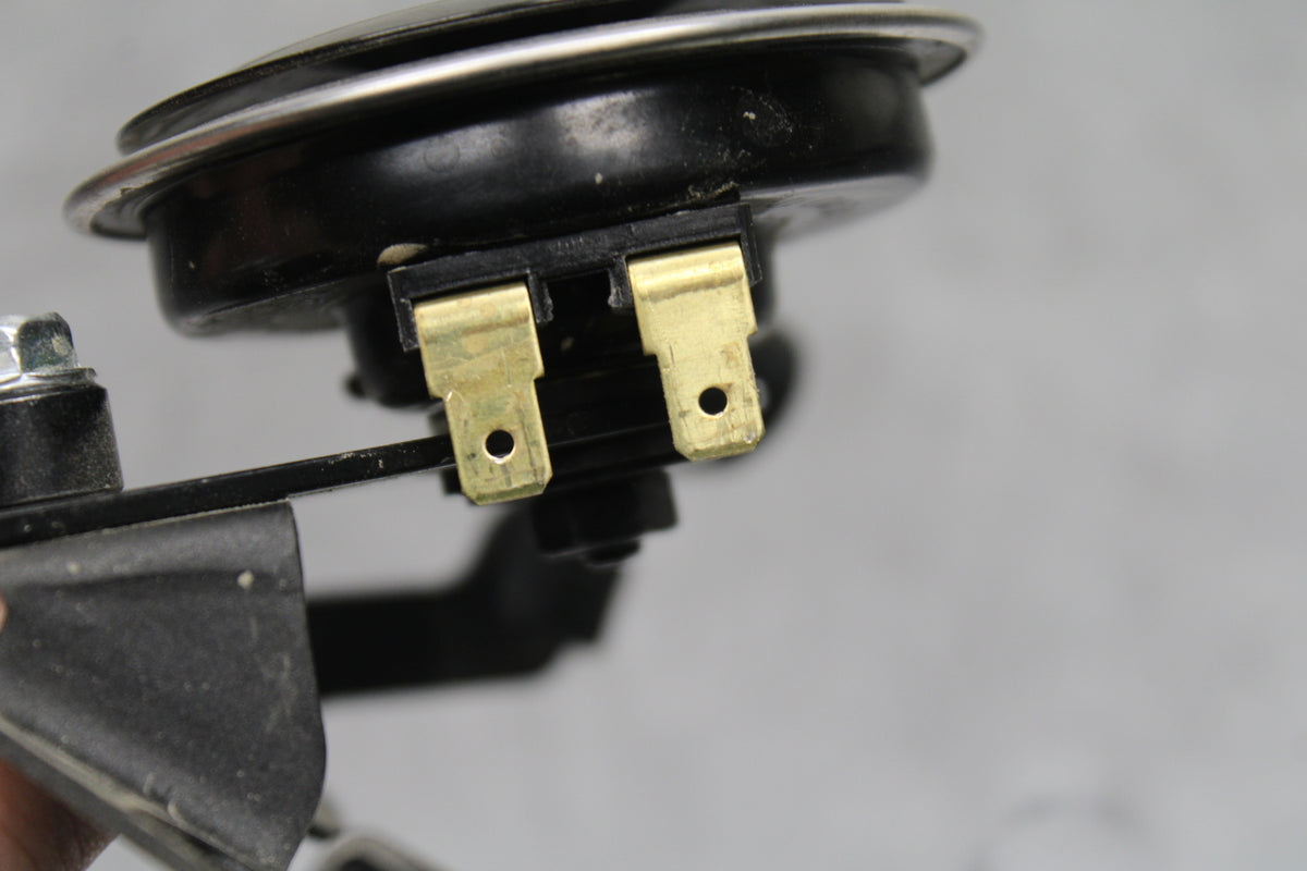 24 KAWASAKI NINJA 500 ABS HORN SIGNAL BB730