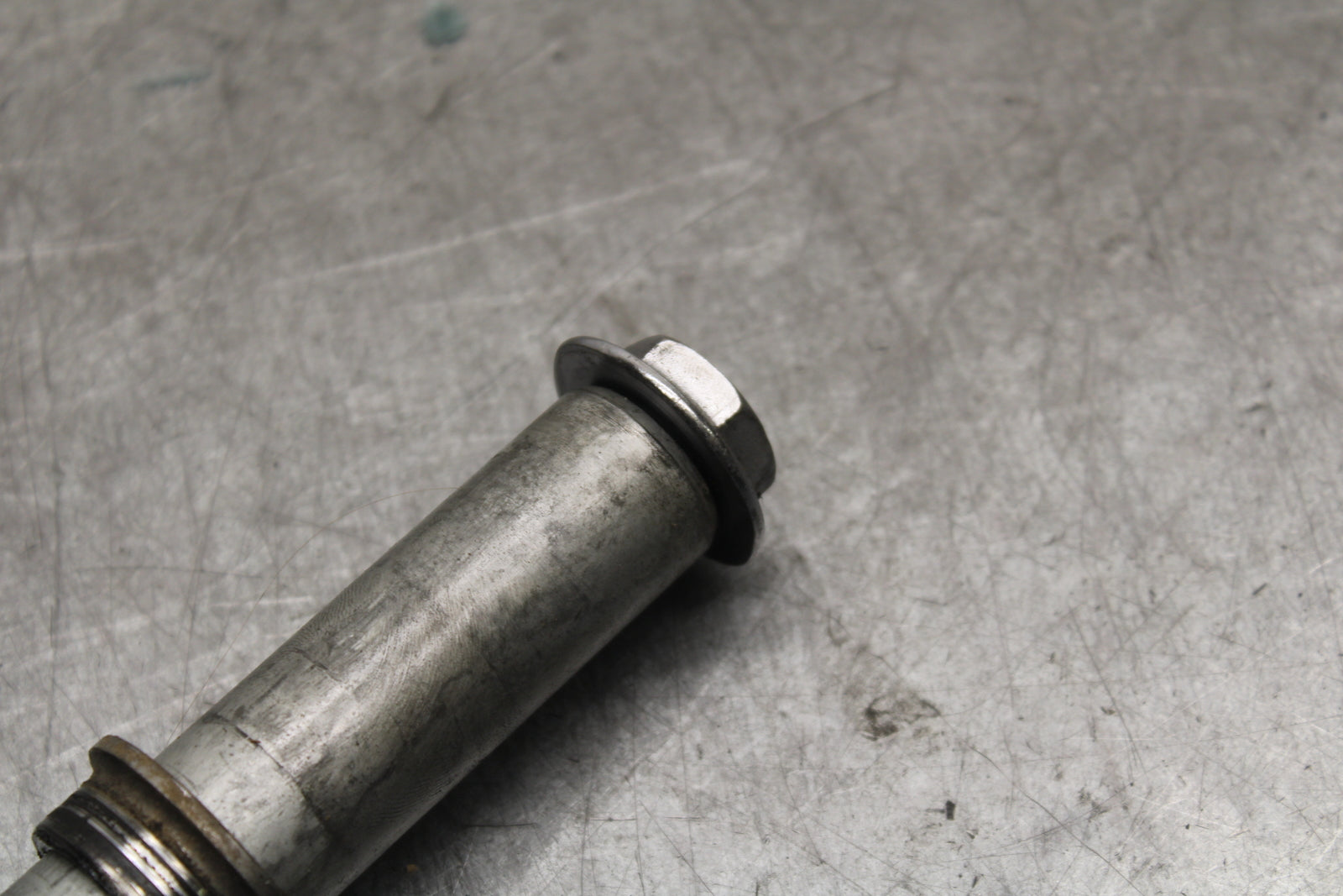 17-21 HONDA CBR1000RR SP FRONT WHEEL RIM AXLE PIVOT BOLT BB681