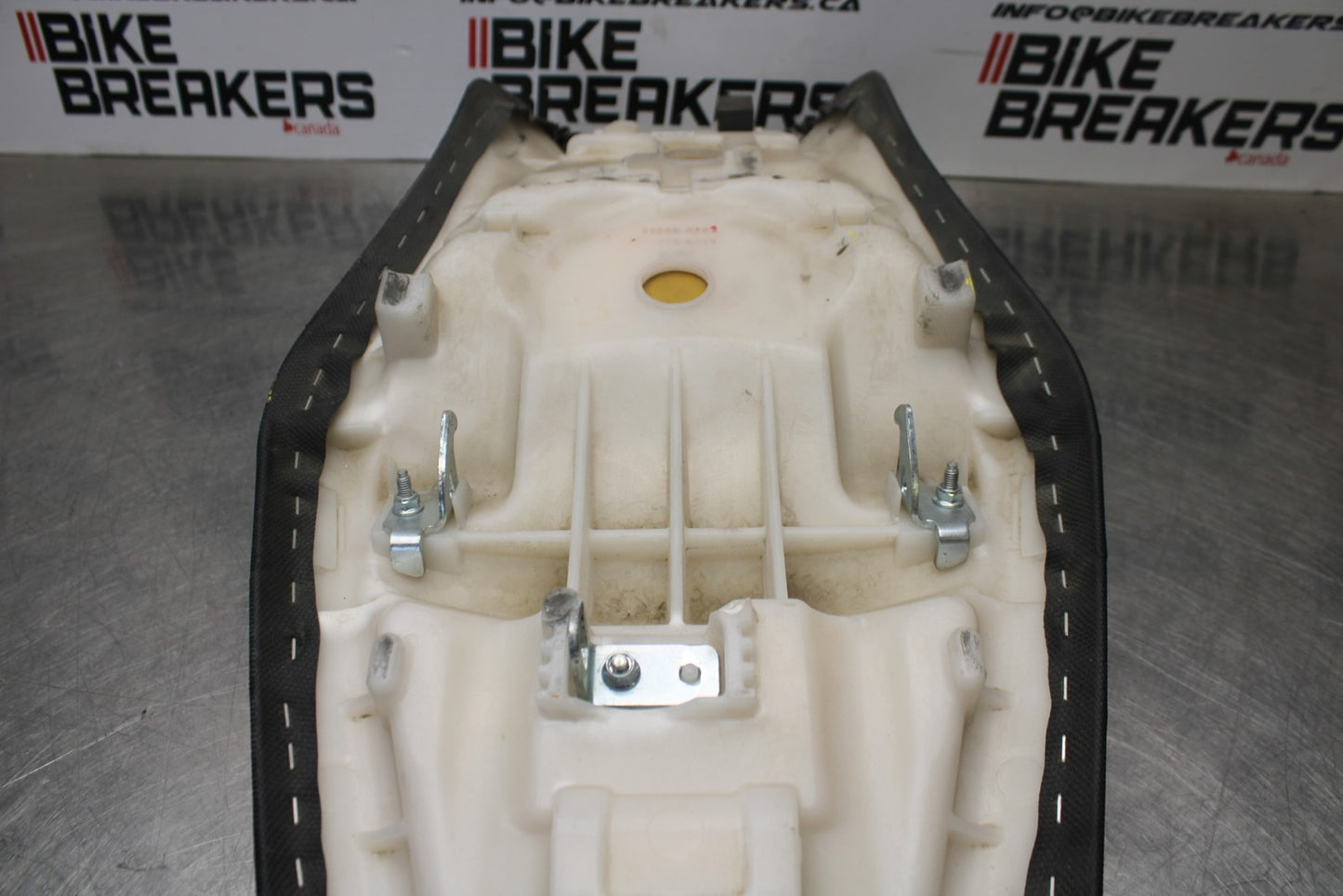 09-10 KAWASAKI ER-6N FRONT REAR SEAT SADDLE BB205